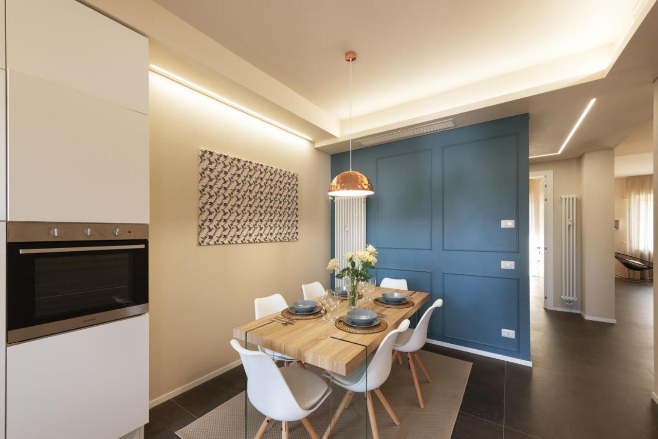 100Towers Deluxe Apartment ألبا المظهر الخارجي الصورة